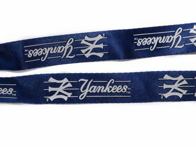 MLB New York Yankees blue key chain 1