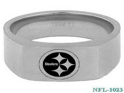 Team Titanium Pittsburgh Steelers 10mm Signet Ring